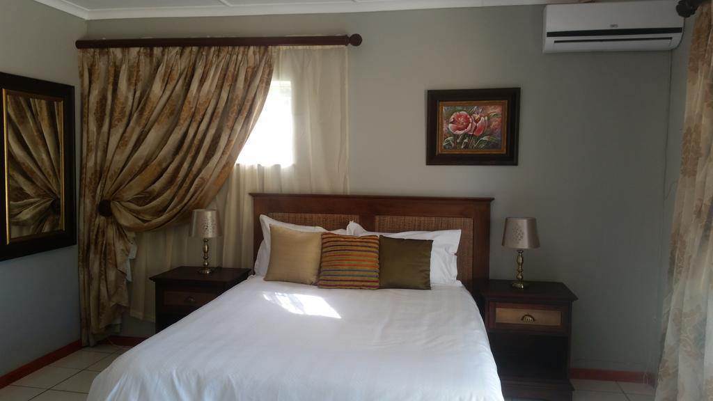 Jakobs Guesthouse & Cottage Ист-Лондон Номер фото